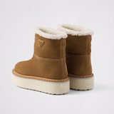 Stiefeletten aus synthetischem Leder