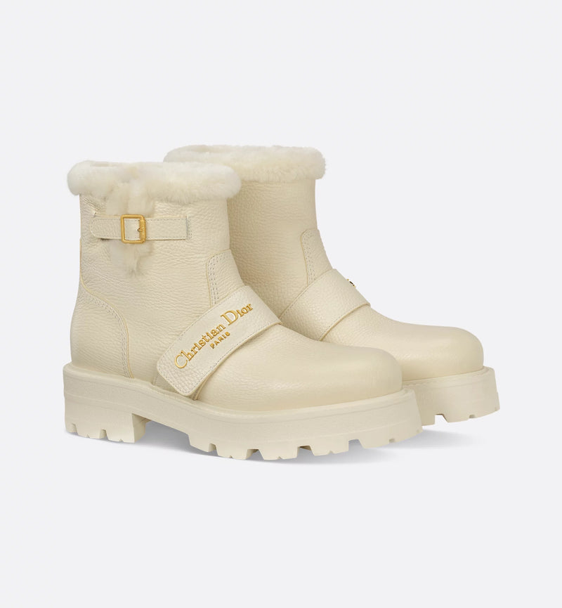D-Quest Ankle Boots